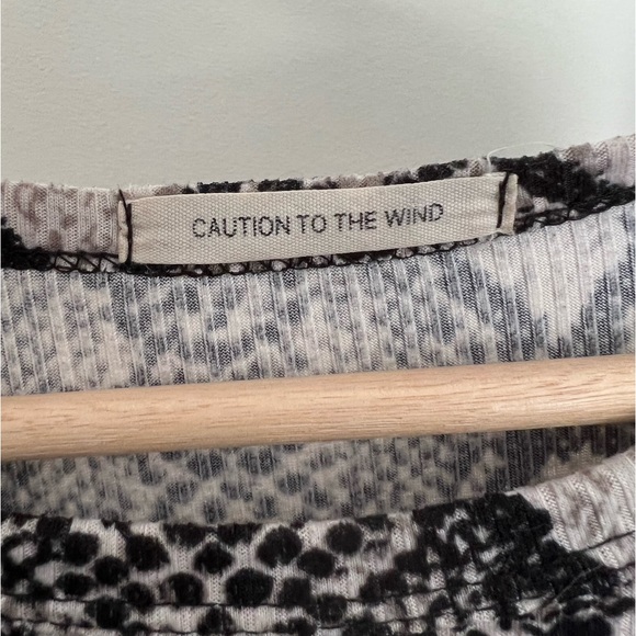 caution to the wind snake skin long sleeve - Picture 2 of 3